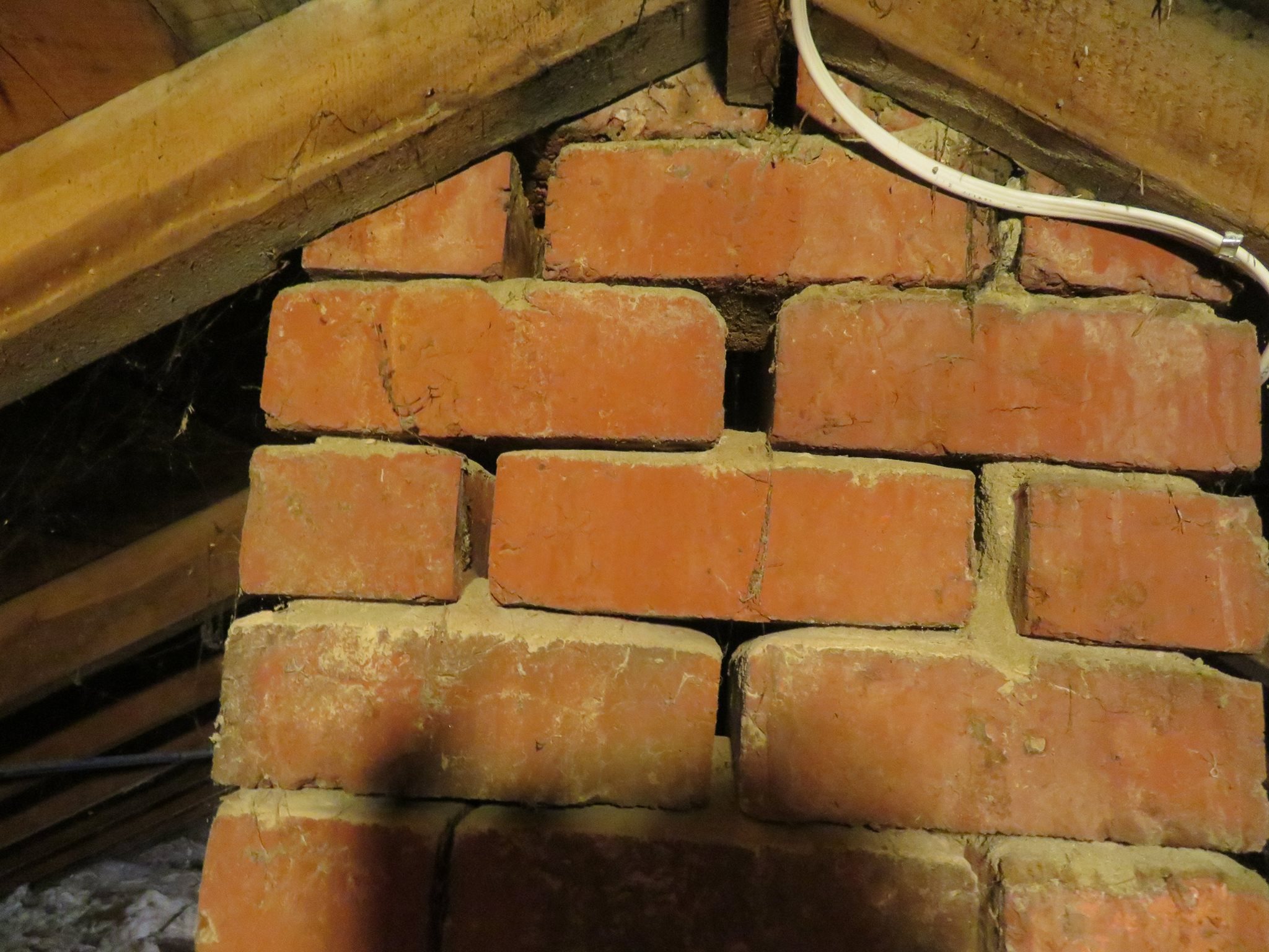 Failing mortar to chimney 
